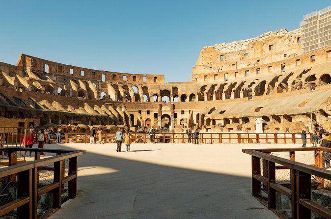 Private Tour of Colosseum Arena with Entrance to Roman Forum