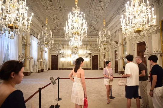 Florence:Visit with us the Pitti Palace Residence of the Medici's