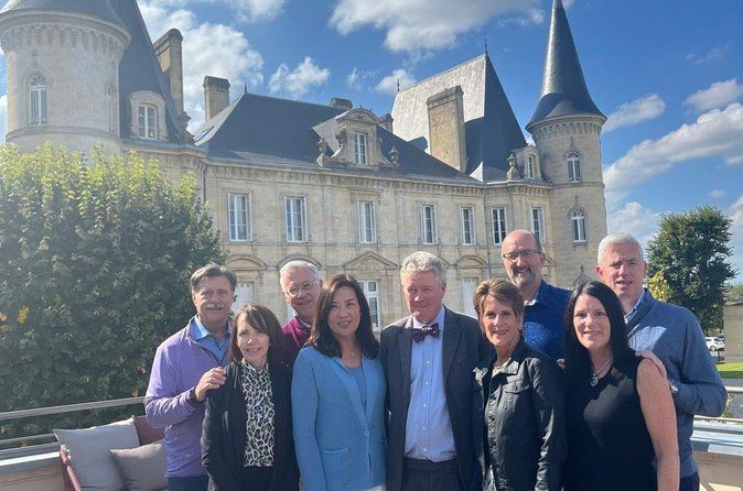 Medoc Region Private Sightseeing & Wine Day Trip with Tasting from Bordeaux
