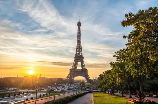 Paris Iconic Sites | Private Day Trip from Le Havre