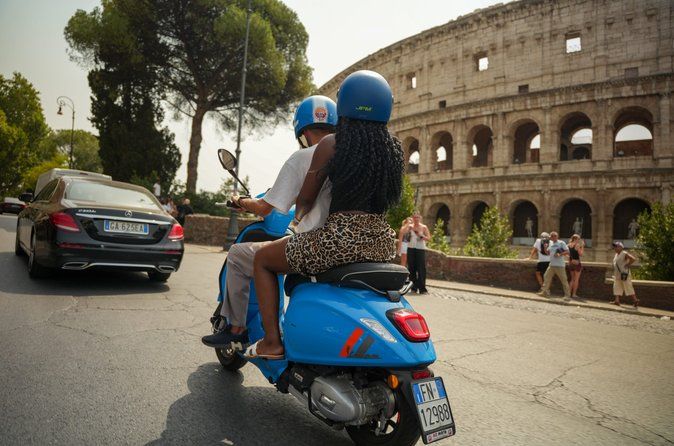 Vespa Tour in Rome with Pick up and Drop off