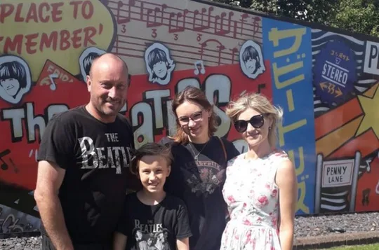 Private 3 hour Beatles Tour of Liverpool by Taxi