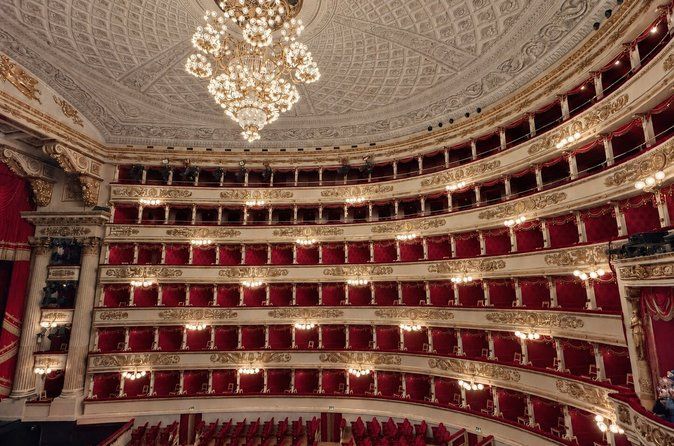 Skip the line La Scala Theatre Guided Tour Experience
