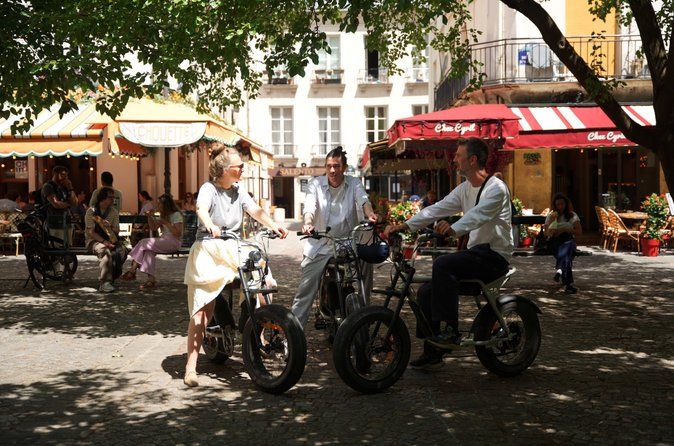 Paris electric bike tour - private tour with video