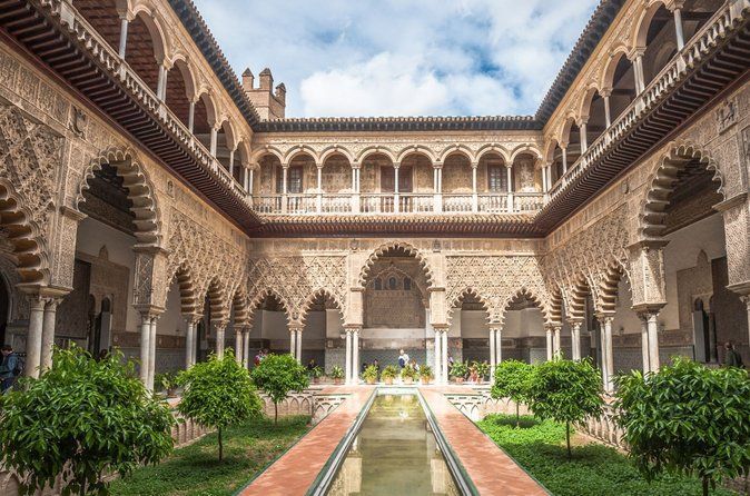 Daily Alcazar tour