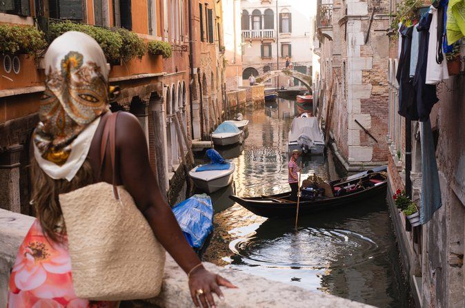 Iconic Photos and Adventure in Venice