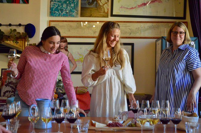 Lyon Wine Tasting: Small-Groups with a Professional Sommelier