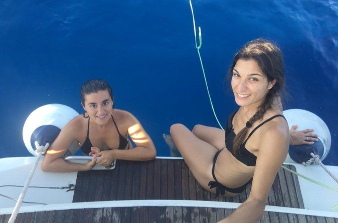 Big sailboat until 12 passengers + crew from Barcelona with Cava