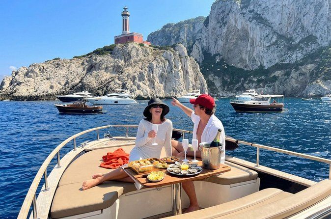 All-Inclusive Capri Boat Tour with City Visit from Positano