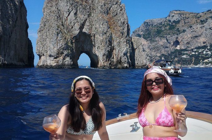 Capri Boat Tour : Panino Caprese and Prosecco