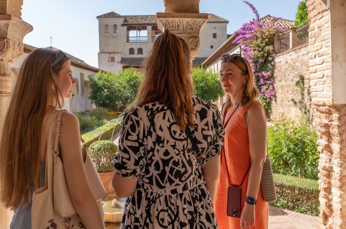 Alhambra Private Tour with Nasrid Palaces tickets