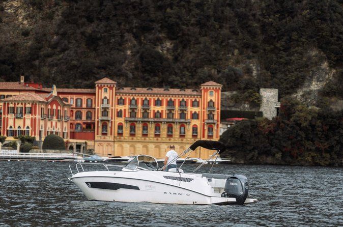 Lake Como : Exclusive Private Boat Tour with Prosecco