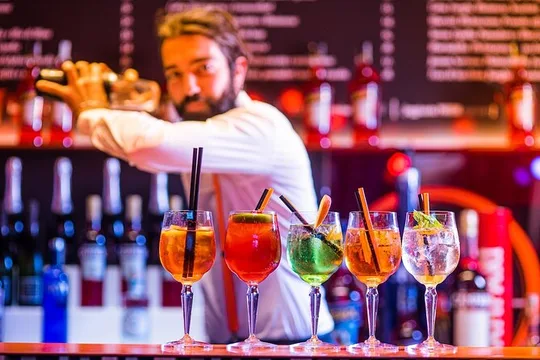 5 Spritz and Food Tastings and at Authentic Neapolitan Bar