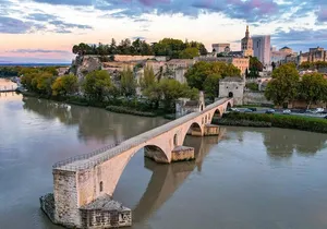Aix en Provence and Avignon city of Popes Private Tour