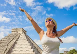 Chichen Itza Deluxe Valladolid and 2 Cenotes