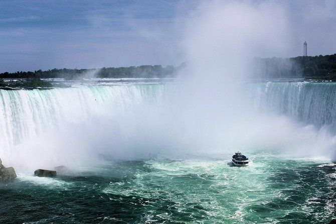Private Customizable Niagara Day Trip/Wine Tour from Toronto