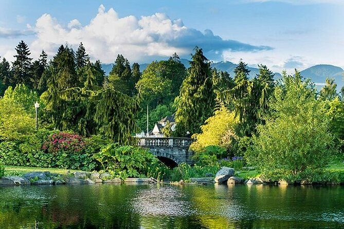Vancouver 1-Day Panoramic City Highlights and Sightseeing Tour