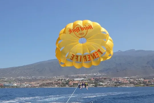 Parasailing flights on the Adeje Coast in Tenerife