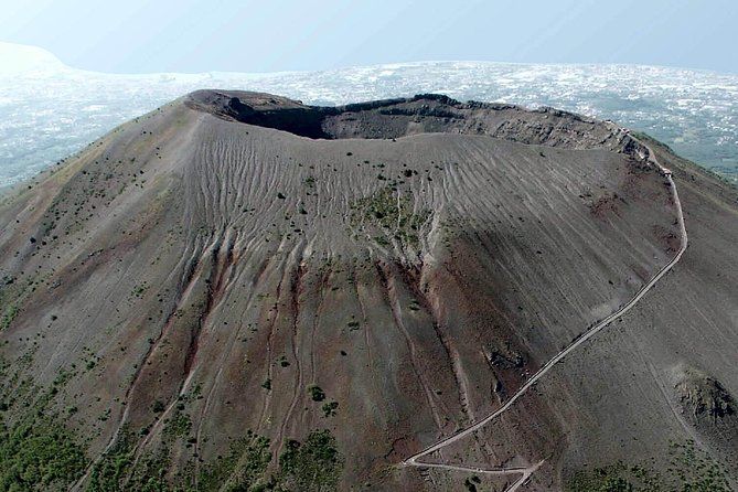 Vesuvius tour with wine tasting and light lunch