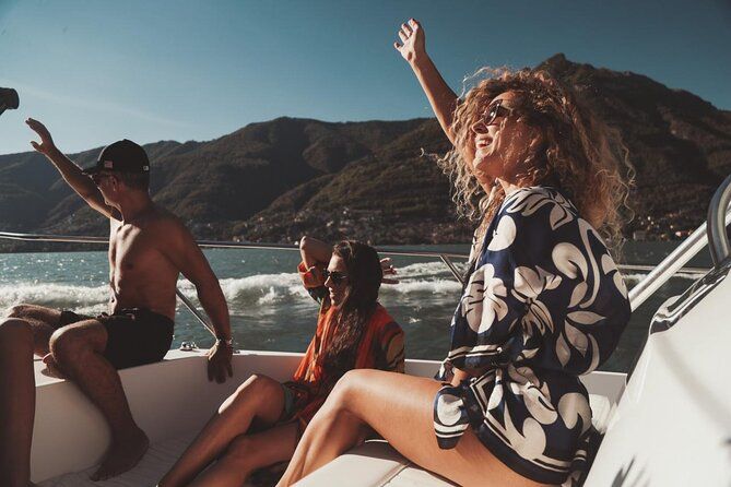 2 Hours Private Boat Tour on Lake Como