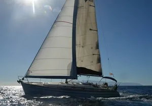 Private Tour 3H – Watch Whales on Sailboat in Los Gigantes