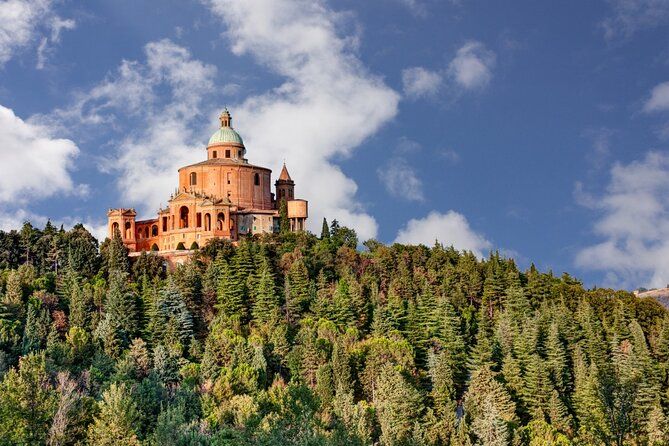 10 hours Tour to Parma and Bologna from Milan