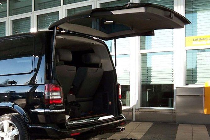 Half day private car or van with driver at disposal in Rome