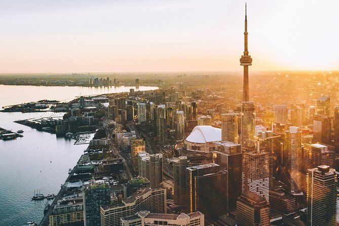 Best of Toronto: Bus Tour, Tasting & Cruise
