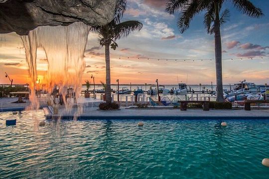 Drive Best Speedboat in Laguna Nichupte Cancún Jungle Tour