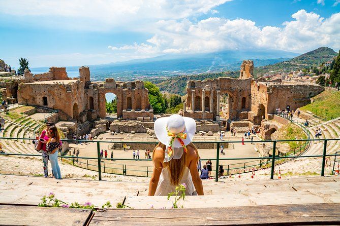 Taormina Private Walking Tour with theatre
