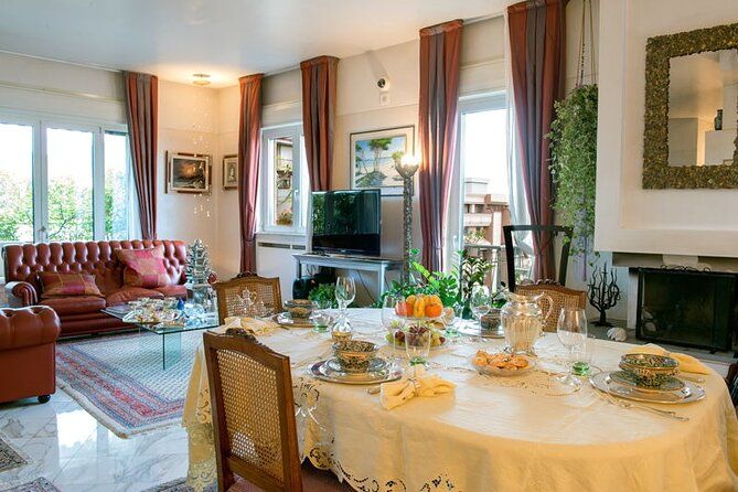 Dining Experience at a local's Home in Forio with Show Cooking