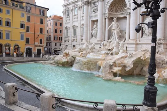 Heyday Rome Private Tour: 7,5 hours w/Deluxe Car Guide & Lunch!