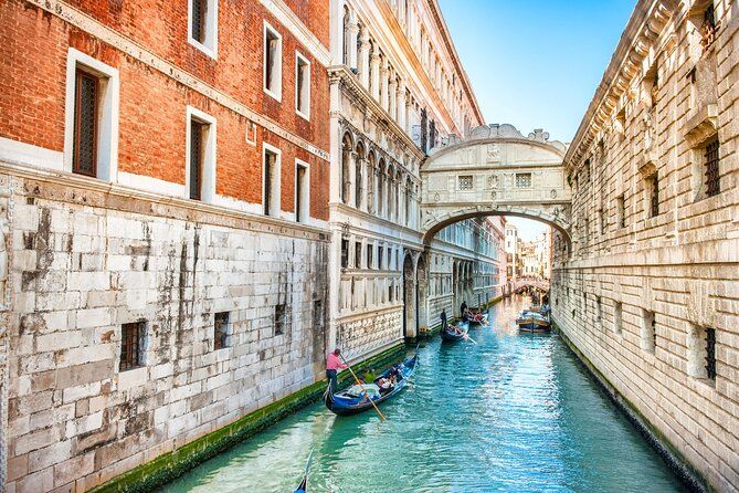 Venice Casanova Quest: Self-Guided Romance Walking Game