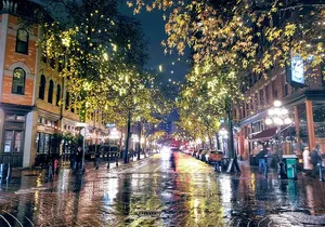 Photography & Walk at Night