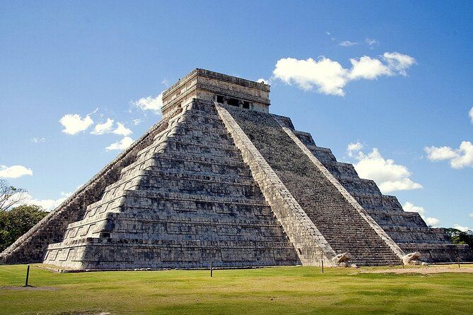 Chichen Itza Tour, Cenote Samula, Valladolid from Cancún