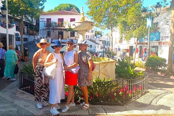 Private tour in Mijas with hotel or shore pickup at Costa del Sol