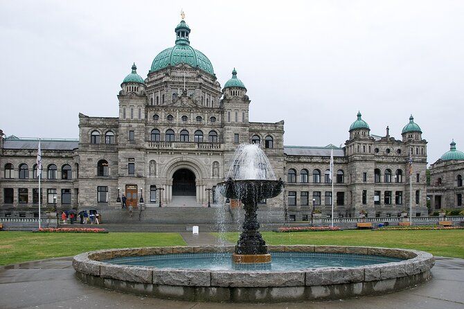 Vancouver: Private & Custom Full-Day Tour with a Local