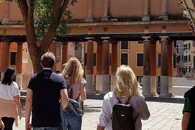 Venice: Commissario Brunetti Walking Tour for Donna Leon Fans