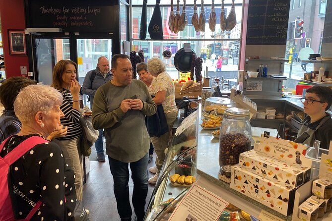Small-Group: Experience Local Food Tour in Liverpool
