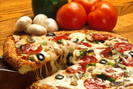 Cook Like an Italian: Pizza & Gelato Cooking Class in Florence