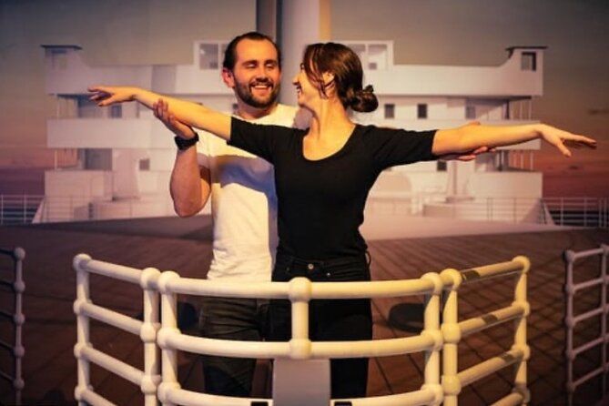 Titanic Exhibit Belfast City Private Chauffeur Tour from Dublin