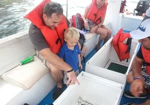 Famous Arch tour with Glass Bottom Boat.