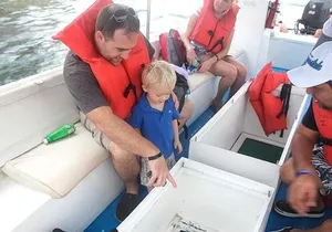 Famous Arch tour with Glass Bottom Boat.