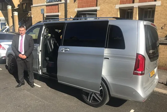 Private Transfer From Central London to Dover Cruise Terminal via Dover Castle