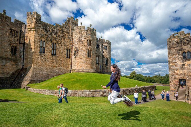 Edinburgh: Alnwick Castle & The Borders Hogwarts Filming Location