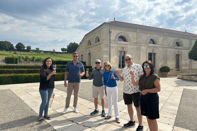 Private Tour in St-Emilion: Tours of Grand Crus and the village