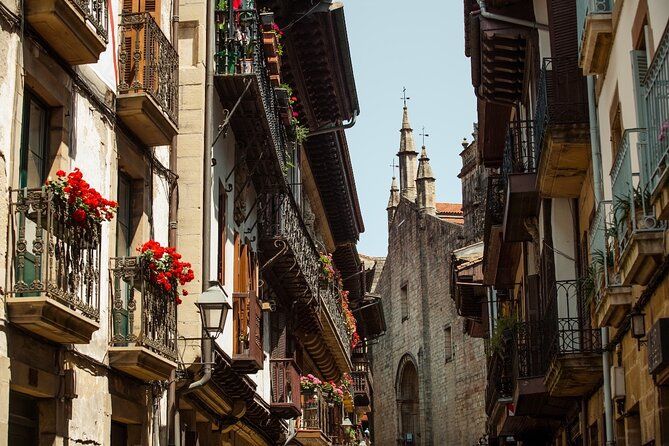Private Camino de Santiago Coastal Hike & Hondarribia with Lunch