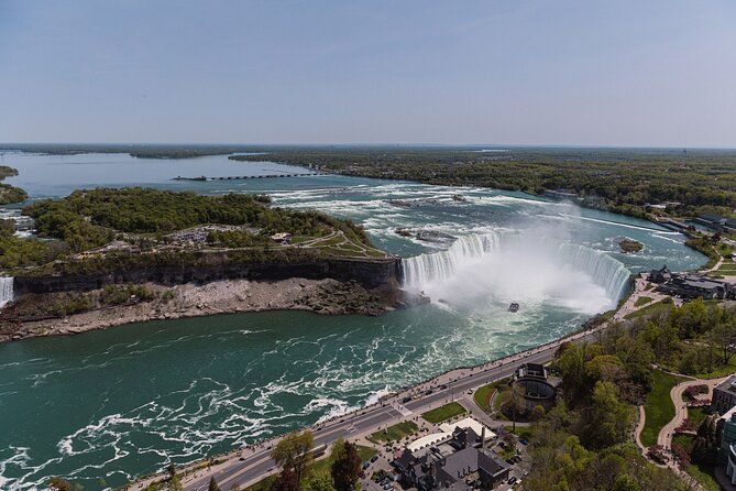Niagara Underground Tour: Kraftwerk und Tunnel unter den Wasserfällen
