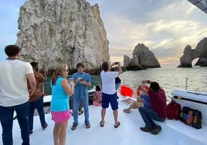 Cabo San Lucas Sunset Cruise with Unlimitted Drinks