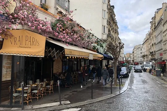 8 hours Paris with Montmartre, Marais, Saint Germain des pres and Dinner cruise